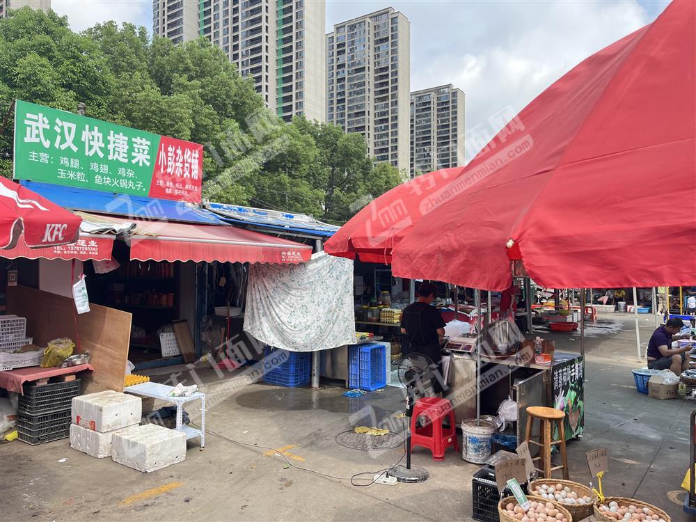 花桥农贸市场内40平旺铺低价转让（低租金）